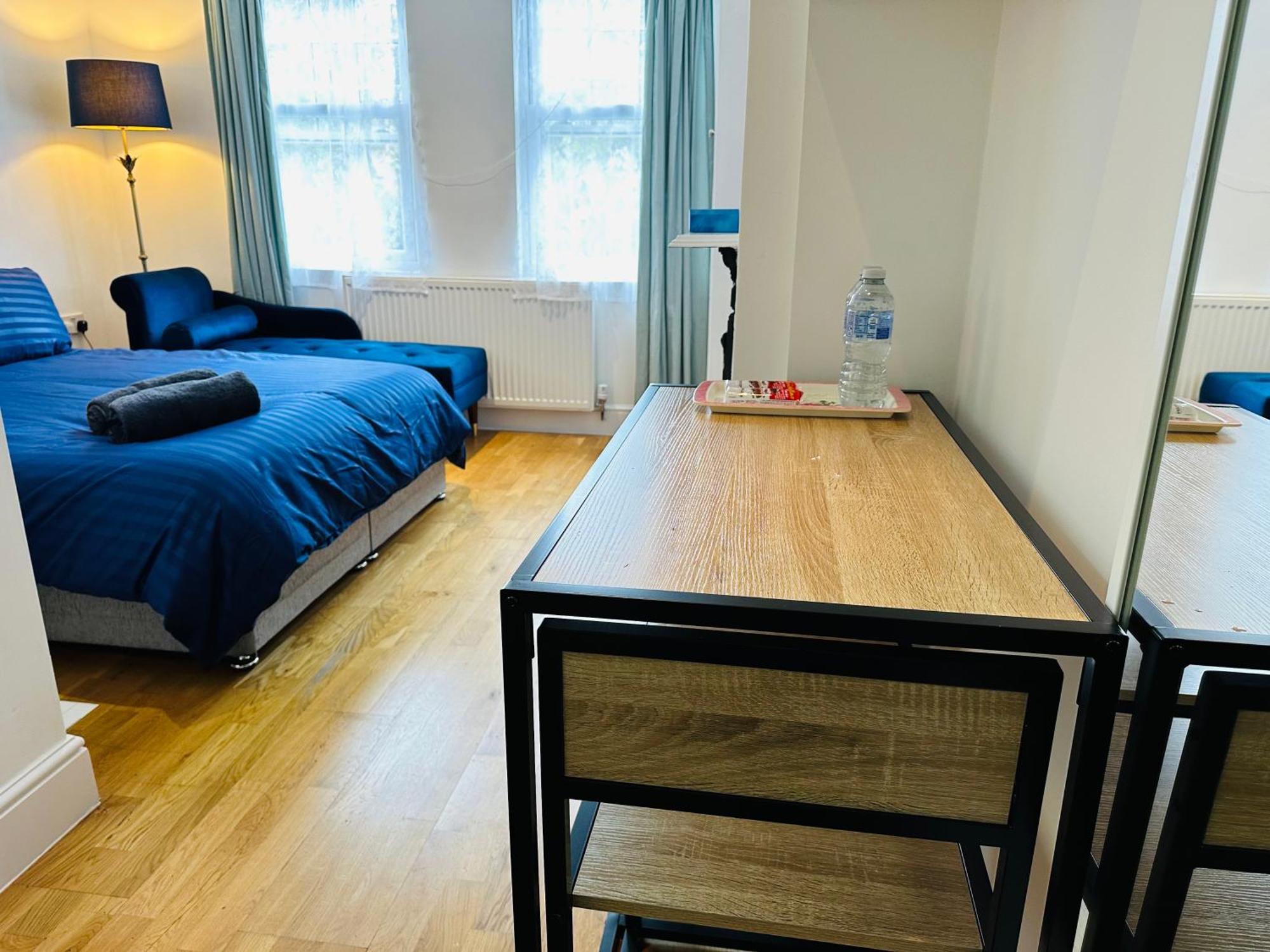 Stunning One Bedroom Studio Flat London Bagian luar foto