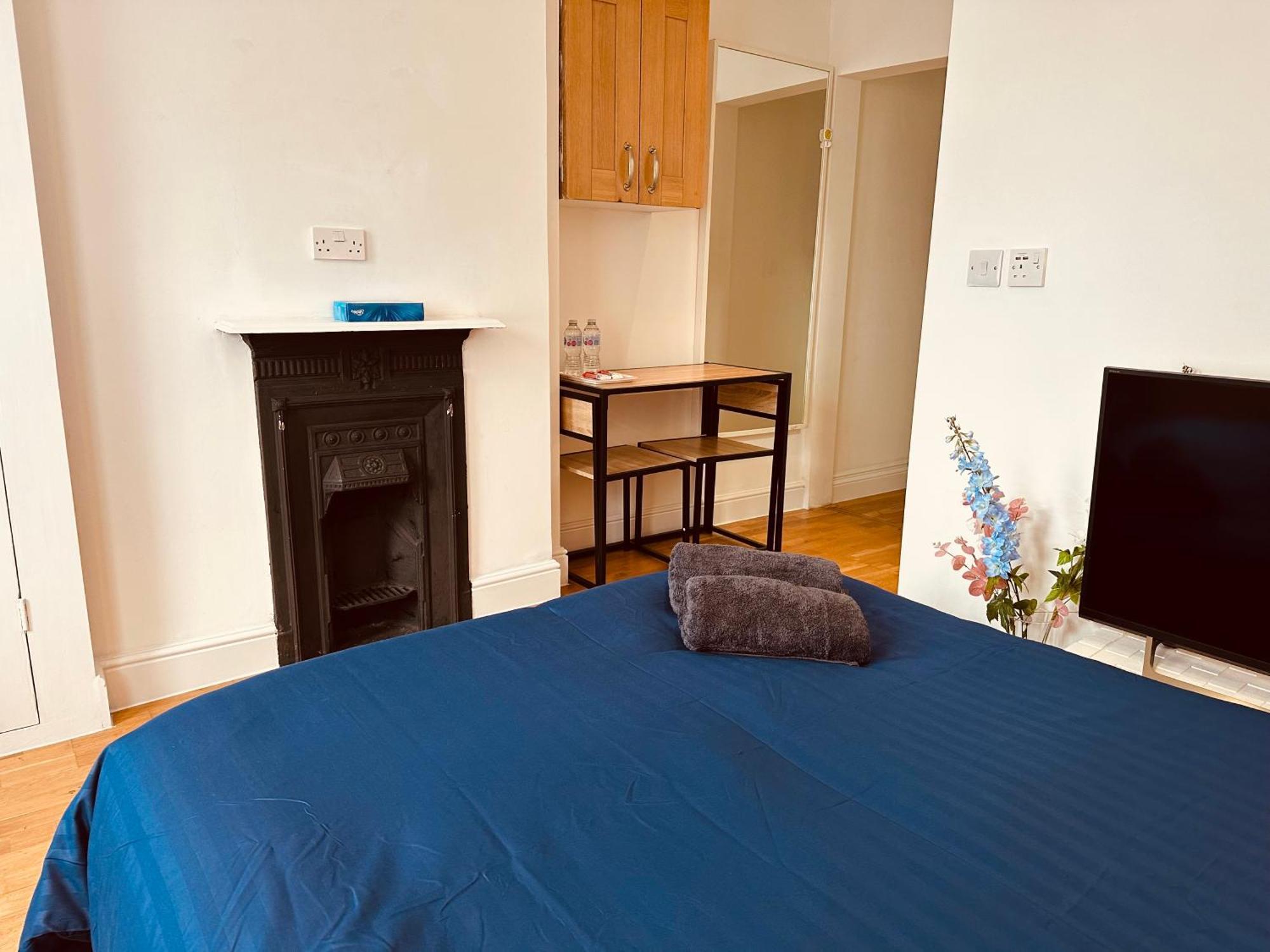 Stunning One Bedroom Studio Flat London Bagian luar foto